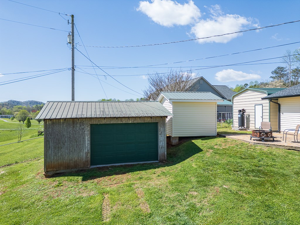 1670 Hendrix Road, MURPHY, North Carolina image 44