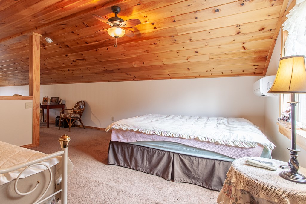 240 Hazelnut Road, BRYSON CITY, North Carolina image 29