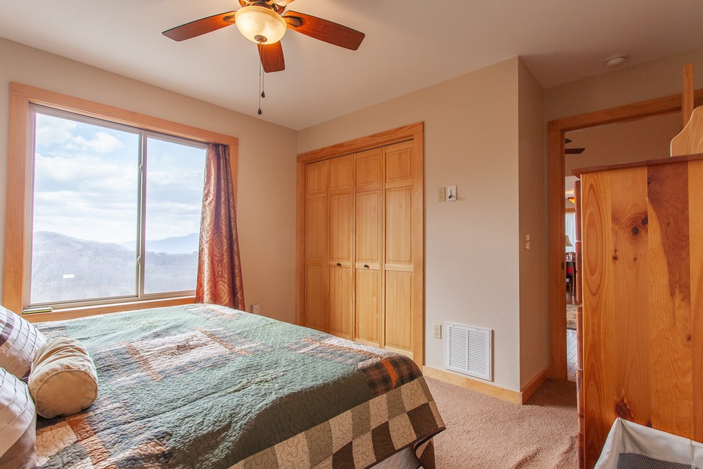 240 Hazelnut Road, BRYSON CITY, North Carolina image 17