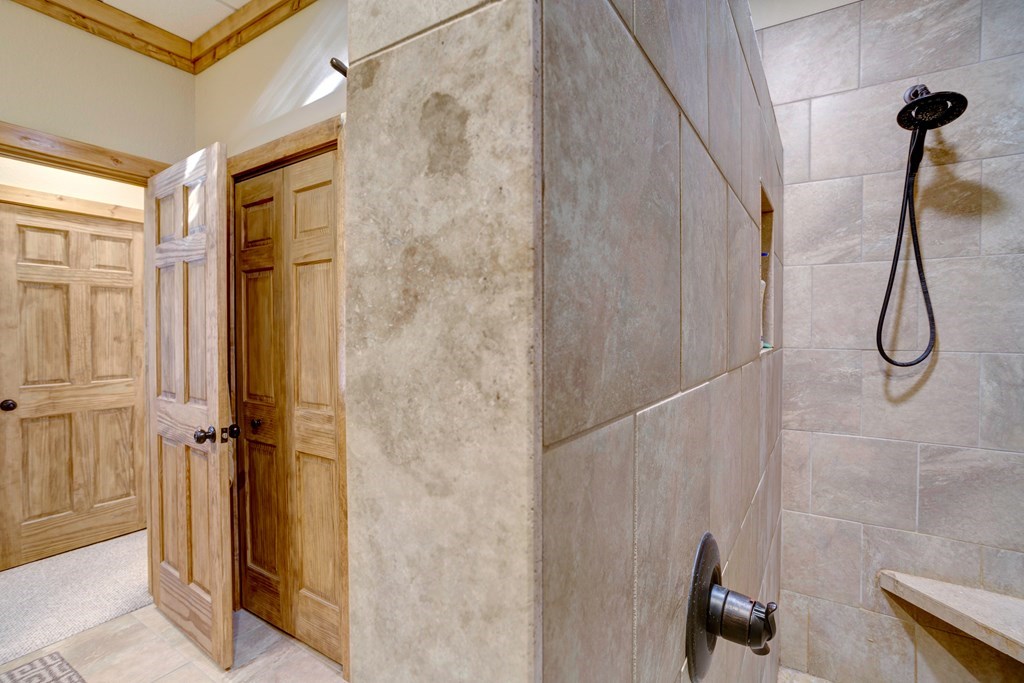 7031 Black Bear Trail, HIAWASSEE, Georgia image 34