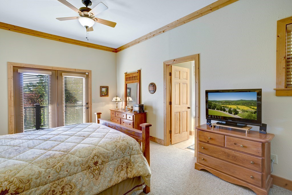 7031 Black Bear Trail, HIAWASSEE, Georgia image 18