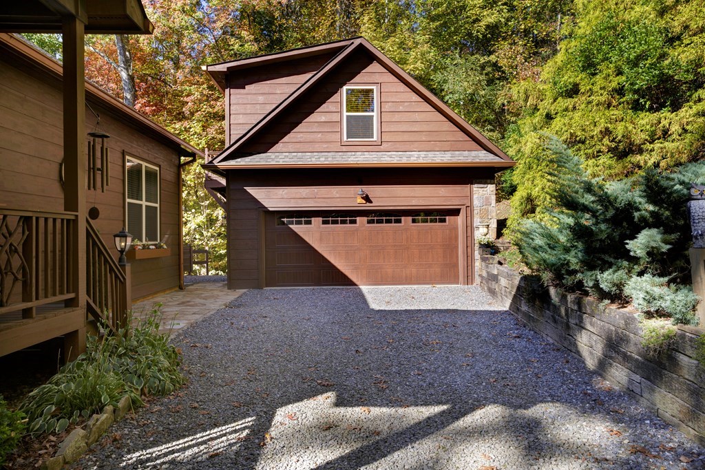 7031 Black Bear Trail, HIAWASSEE, Georgia image 7