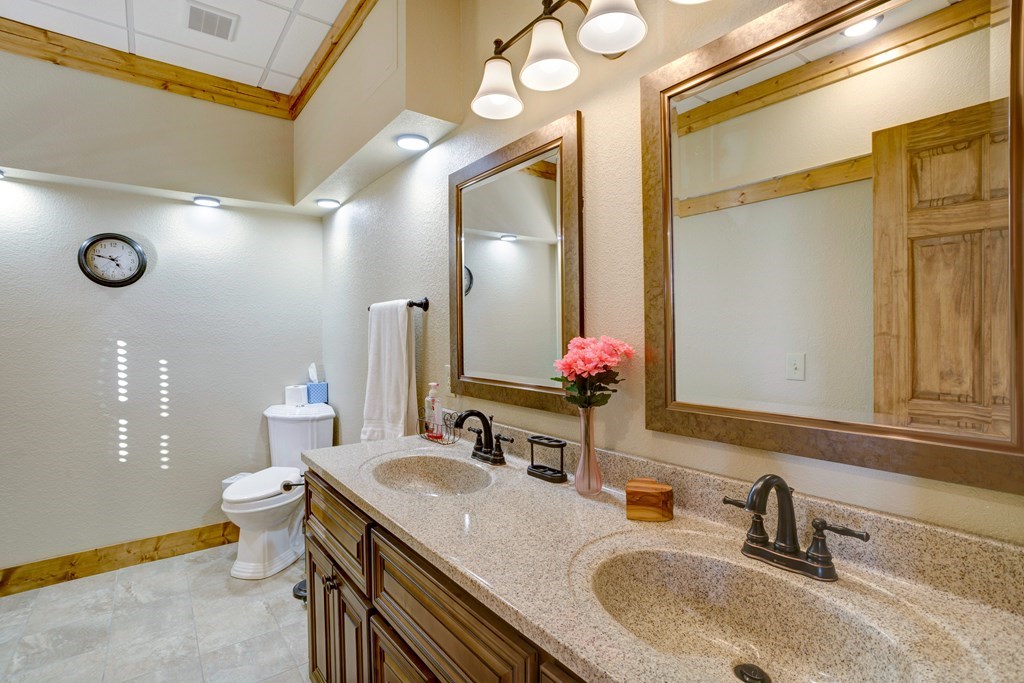 7031 Black Bear Trail, HIAWASSEE, Georgia image 35