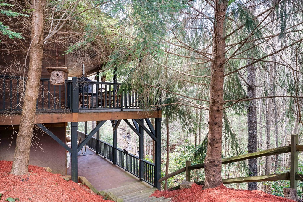 325 Trickling Branch Way, MURPHY, North Carolina image 2