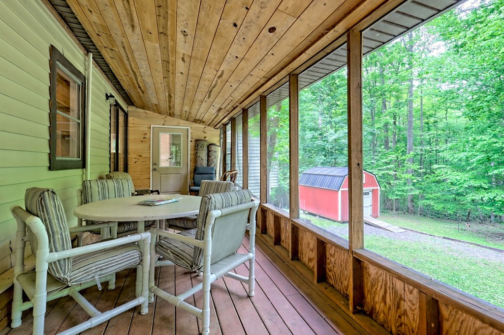 4618 Jones Gap Rd, HIAWASSEE, Georgia image 38