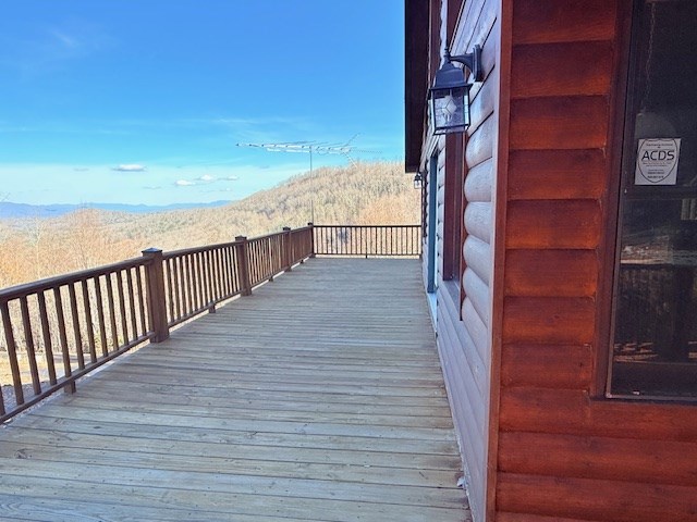 745 Buck Ridge Dr. - Photo 3