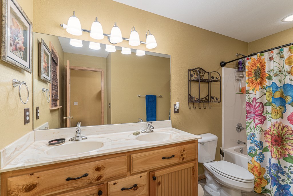 1498 Hollybrook Drive, MURPHY, North Carolina image 24