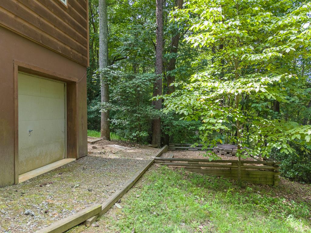1498 Hollybrook Drive, MURPHY, North Carolina image 38