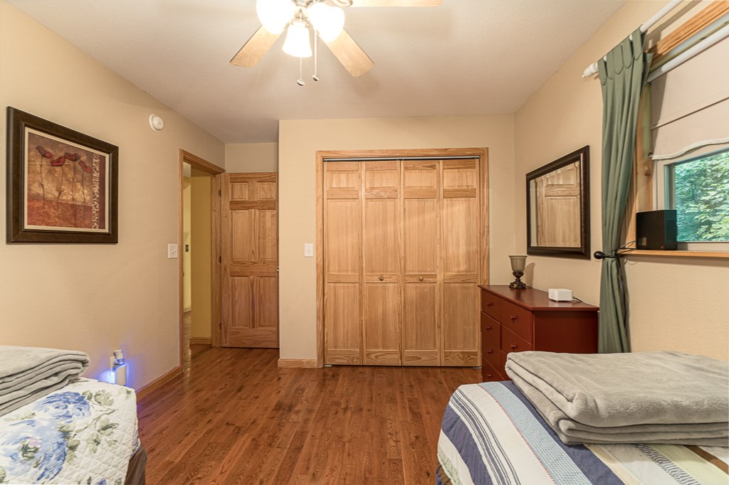 1498 Hollybrook Drive, MURPHY, North Carolina image 17
