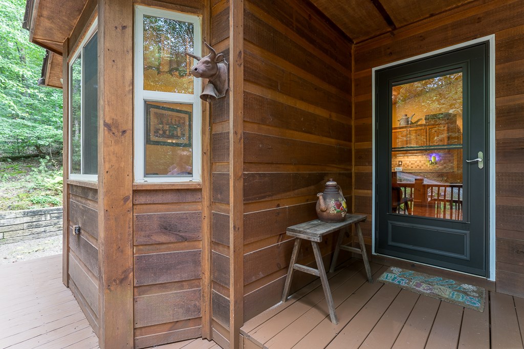 1498 Hollybrook Drive, MURPHY, North Carolina image 2