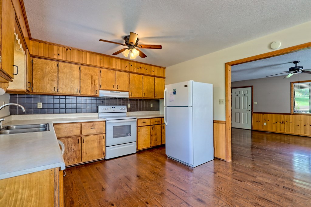 115 Country Mountain Ridge Drive, MURPHY, North Carolina image 11