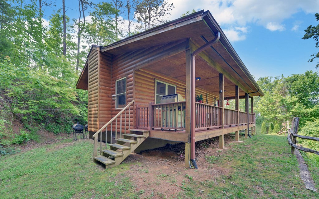 643 Zekes Trail, MARBLE, North Carolina image 2