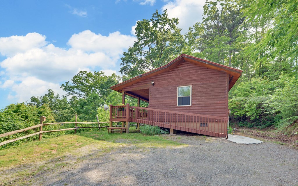 643 Zekes Trail, MARBLE, North Carolina image 3