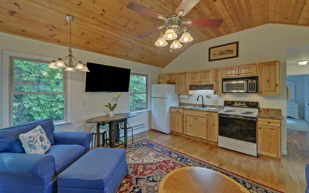 643 Zekes Trail, MARBLE, North Carolina image 11