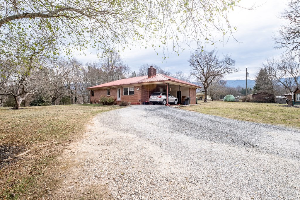 29/33/49 Breedlove Drive, ANDREWS, North Carolina image 6