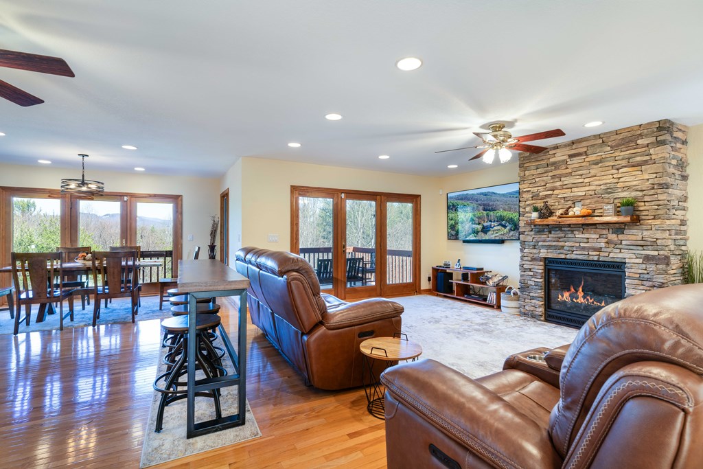 245 Roll Tide Drive, MURPHY, North Carolina image 14