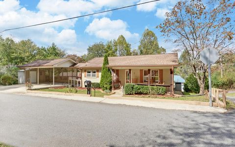 Condo For Sale - 77 East Avenue<br/> MURPHY, NC 28906