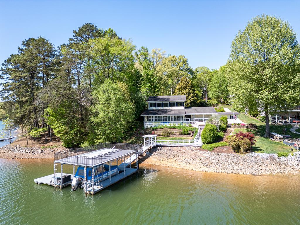 Photo 1 of 78 — 327 Chatuge Village Cr, HAYESVILLE, NC 28904