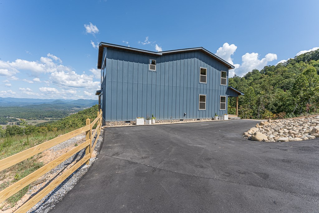 53 Above The Clouds Ln, BRASSTOWN, North Carolina image 40