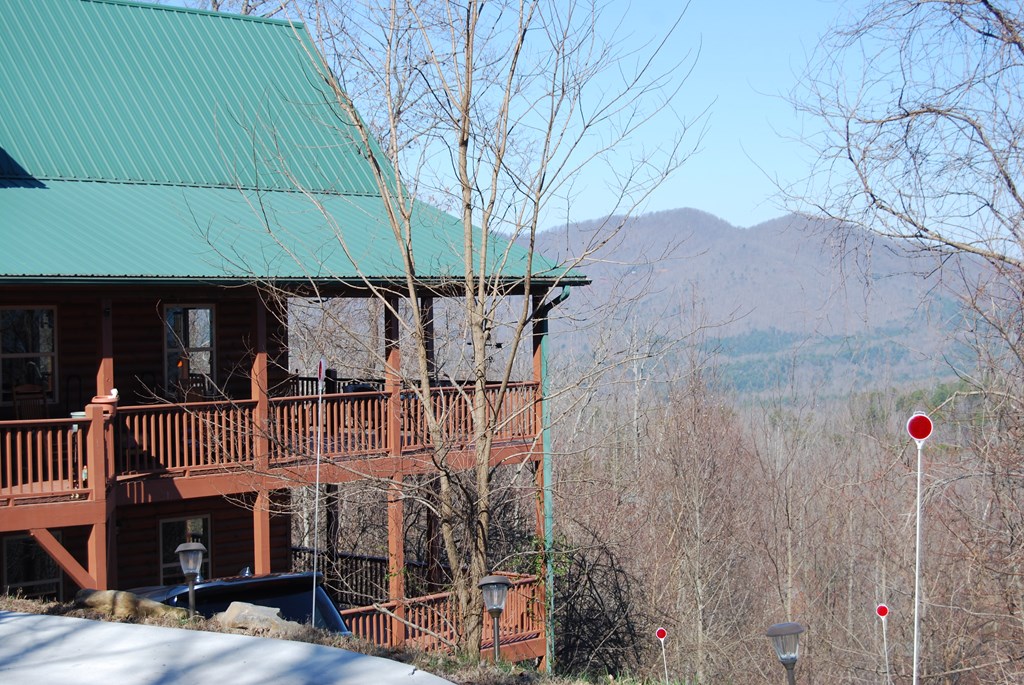1013 Buck Ridge Drive, MURPHY, North Carolina image 3