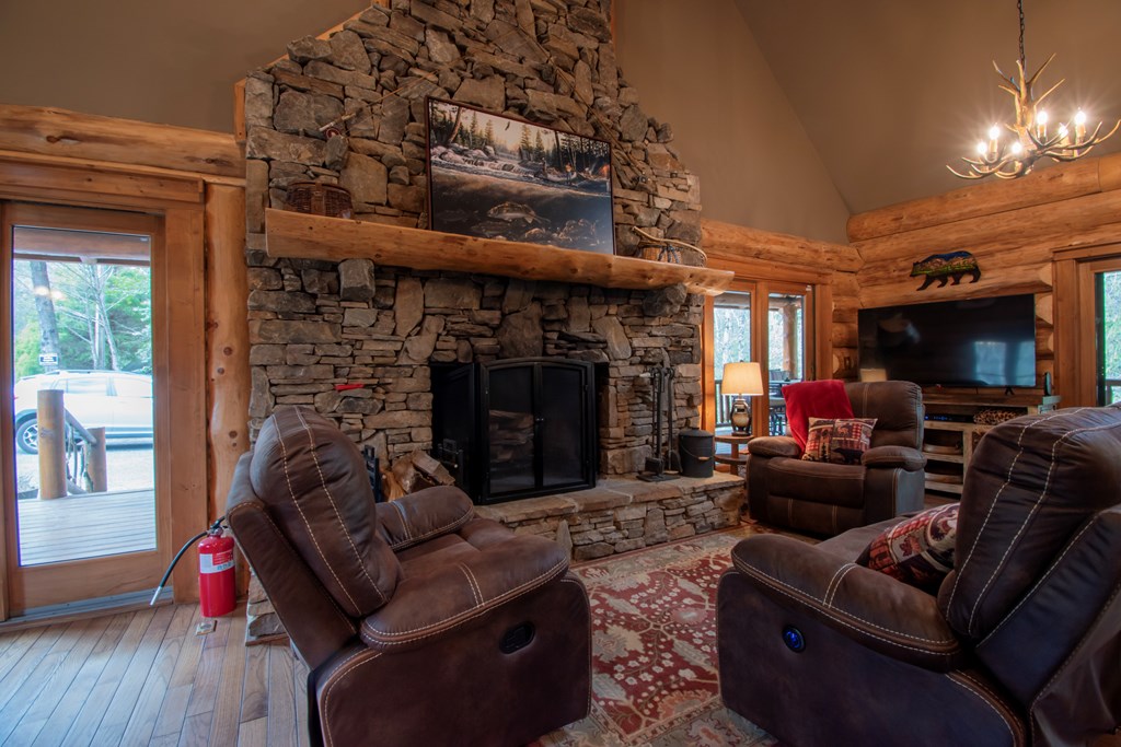 256 Big Snowbird Rd, ROBBINSVILLE, North Carolina image 19