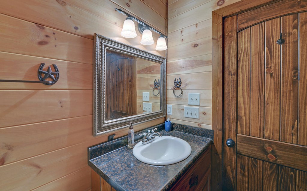 312 Theron Mccray Road, HAYESVILLE, North Carolina image 34