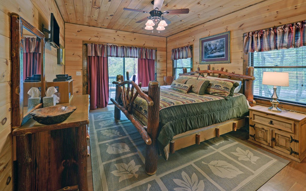 312 Theron Mccray Road, HAYESVILLE, North Carolina image 8