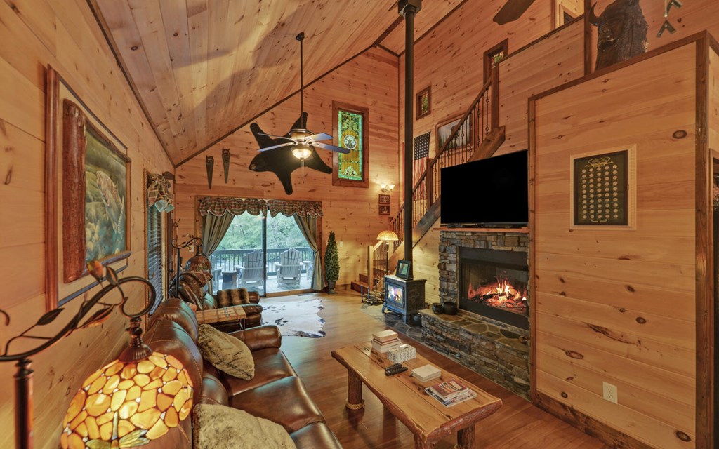 312 Theron Mccray Road, HAYESVILLE, North Carolina image 7