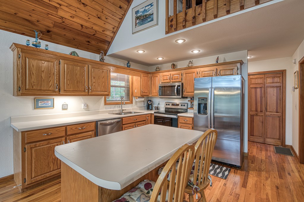 186 Brasstown Hills Rd, BRASSTOWN, North Carolina image 9