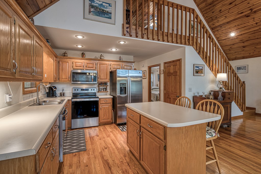 186 Brasstown Hills Rd, BRASSTOWN, North Carolina image 8
