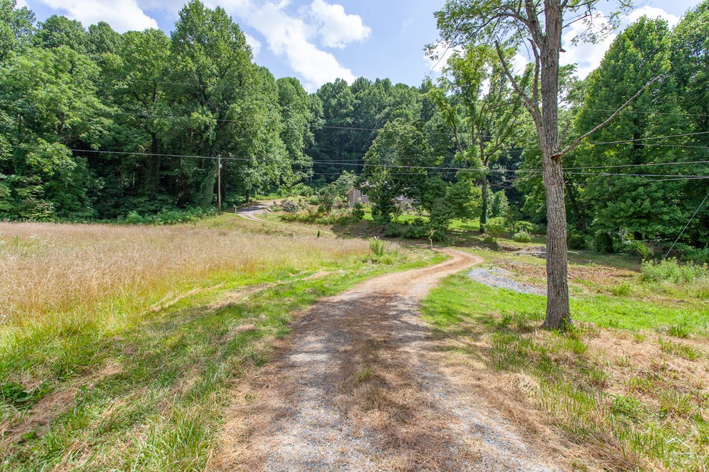 6758 Yellow Creek Road, ROBBINSVILLE, North Carolina image 45