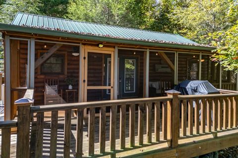 Homes For Sale - 280 Meadow Creek Lane<br/> MURPHY, NC 28906