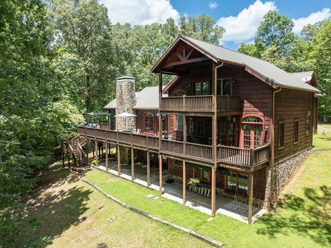 Homes For Sale - 381 Ross Drive<br/> MINERAL BLUFF, GA 30559