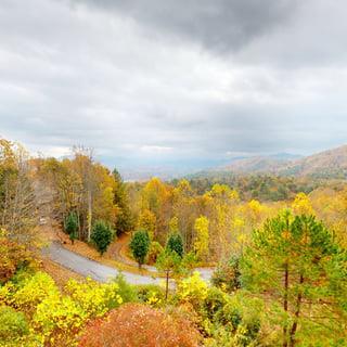 125 Mountain Overlook Drive, MURPHY, North Carolina image 2