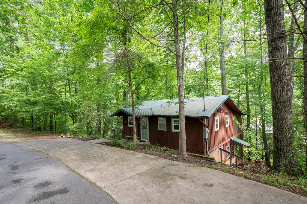 328 Forest Lakes, ROBBINSVILLE, North Carolina image 1