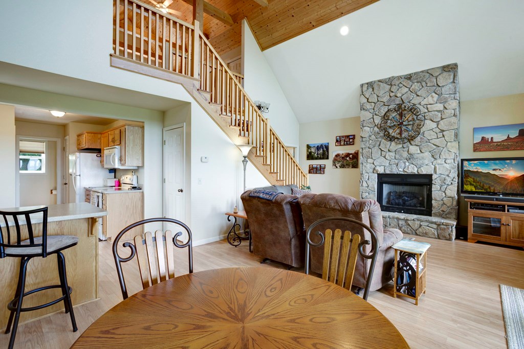 520 Sahkanaga Drive, MURPHY, North Carolina image 18