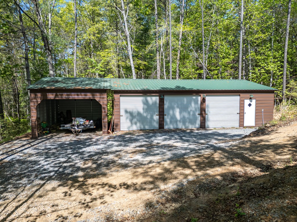 240 Amandas Way