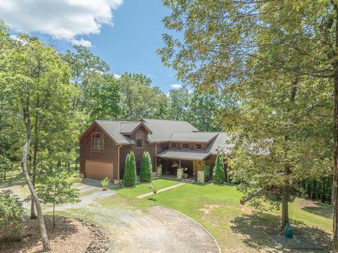 Homes For Sale - 195 Angel Creek Hollow<br/> MINERAL BLUFF, GA 30559