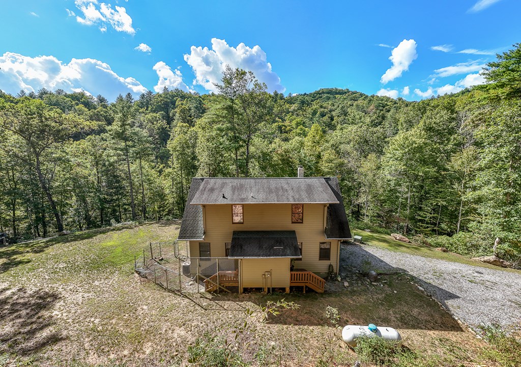 1315 Big Snowbird Rd, ROBBINSVILLE, North Carolina image 9