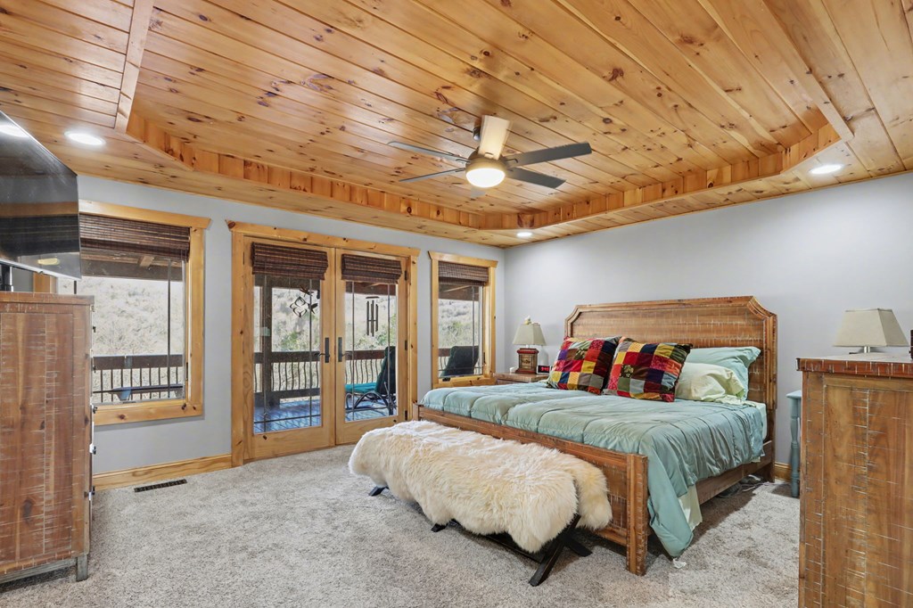 Hiawassee, Georgia, 30546, United States, 4 Bedrooms Bedrooms, ,3 BathroomsBathrooms,Residential,Active,2032075