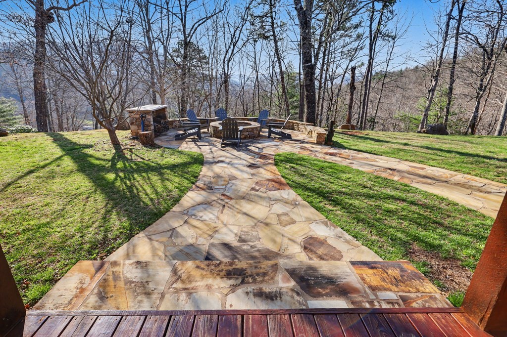 Hiawassee, Georgia, 30546, United States, 4 Bedrooms Bedrooms, ,3 BathroomsBathrooms,Residential,Active,2032075
