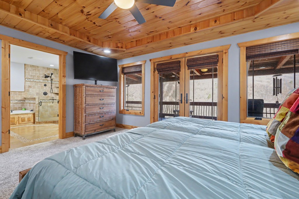 Hiawassee, Georgia, 30546, United States, 4 Bedrooms Bedrooms, ,3 BathroomsBathrooms,Residential,Active,2032075