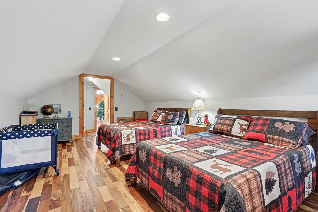Hiawassee, Georgia, 30546, United States, 4 Bedrooms Bedrooms, ,3 BathroomsBathrooms,Residential,Active,2032075
