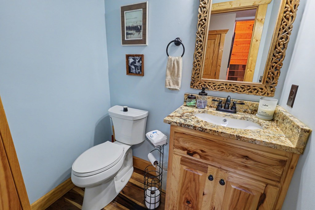 Hiawassee, Georgia, 30546, United States, 4 Bedrooms Bedrooms, ,3 BathroomsBathrooms,Residential,Active,2032075