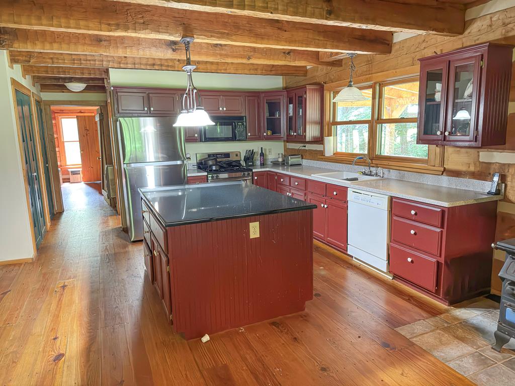 293 Juanita Branch, ROBBINSVILLE, North Carolina image 2