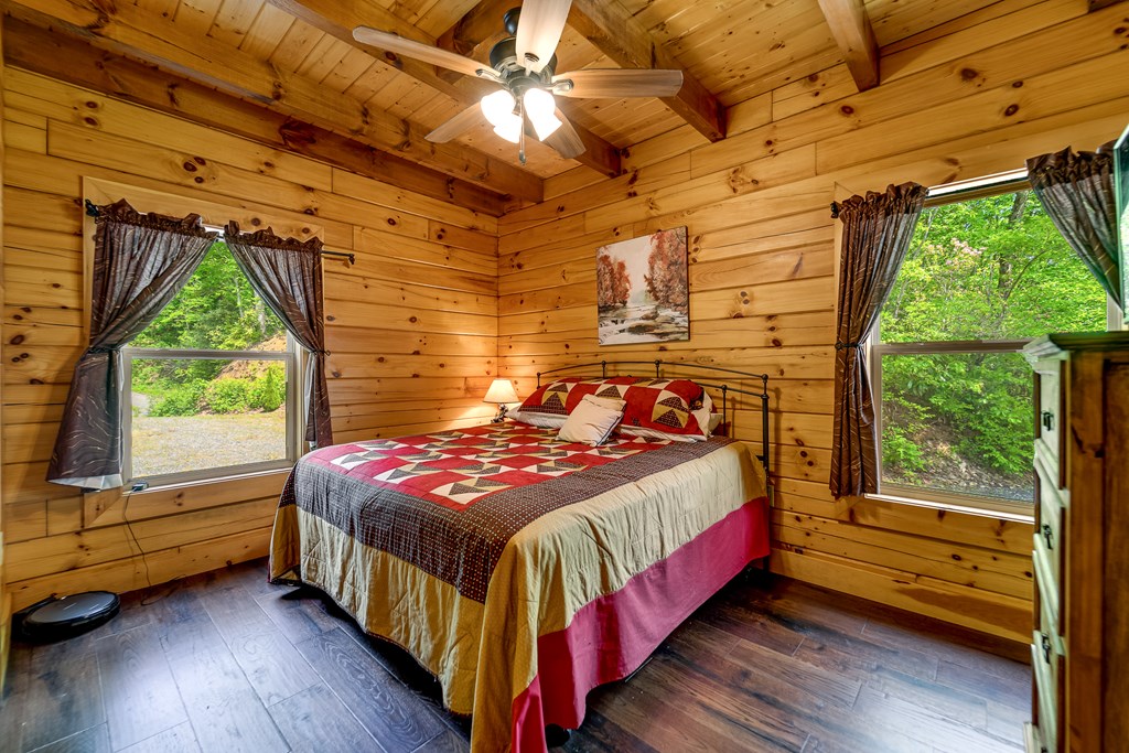 214 Indianola Lane, BRYSON CITY, New York image 15