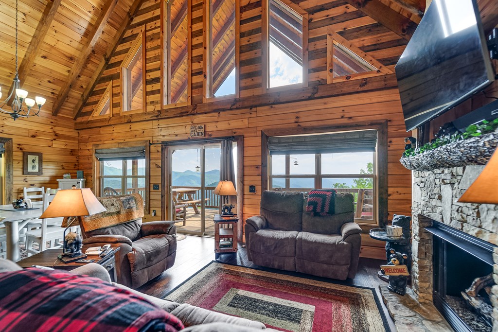 214 Indianola Lane, BRYSON CITY, New York image 4