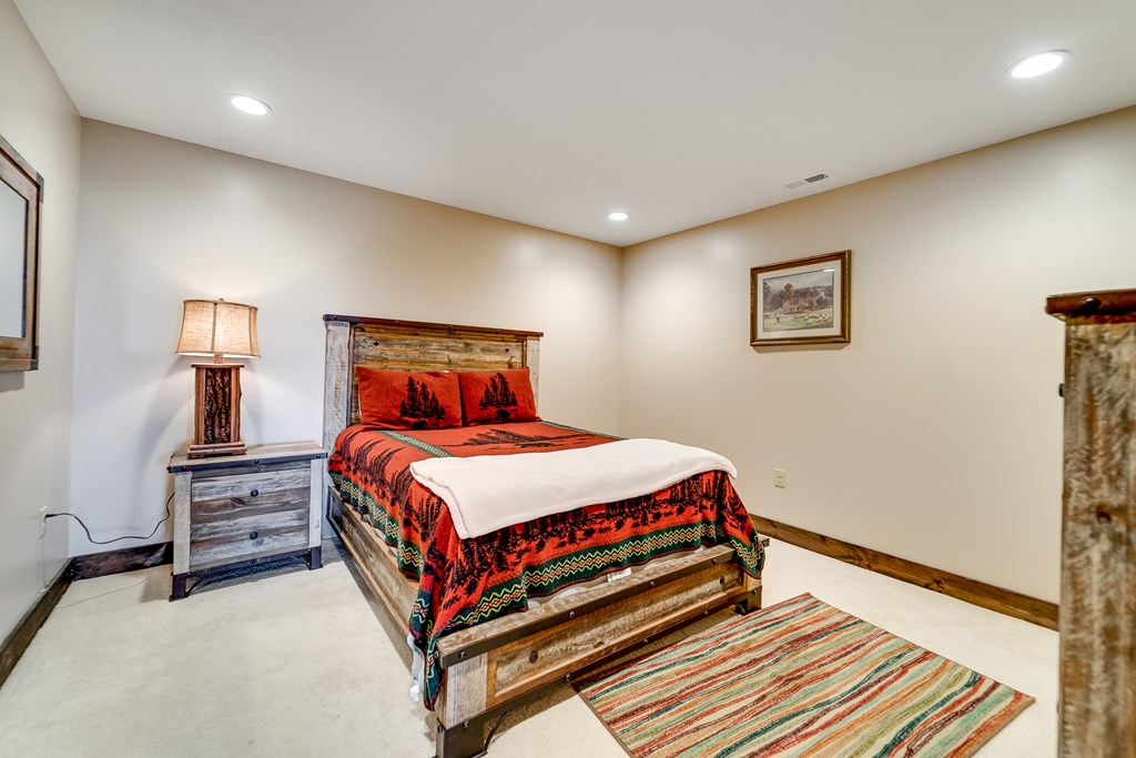 214 Indianola Lane, BRYSON CITY, New York image 29