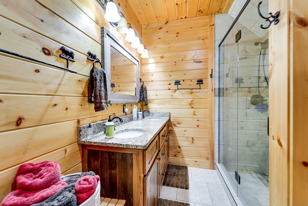 214 Indianola Lane, BRYSON CITY, New York image 24