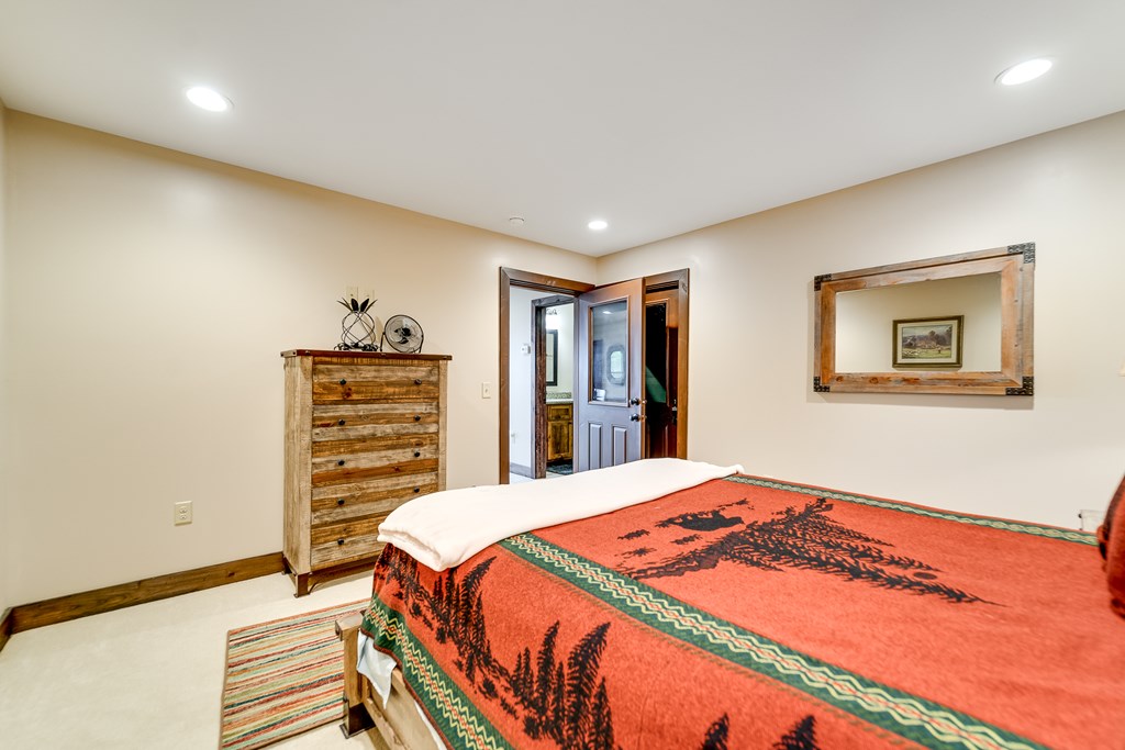 214 Indianola Lane, BRYSON CITY, New York image 30
